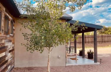 Santa Fe Modern FARMHOUSE 1 ACRE PRIVATE RD SOAKING ROOM 3 min Canyon rd - Foto 35