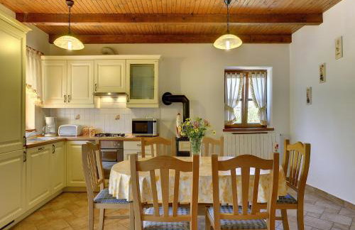 Villa in Cehici with Private Pool & Terrace - Foto 33