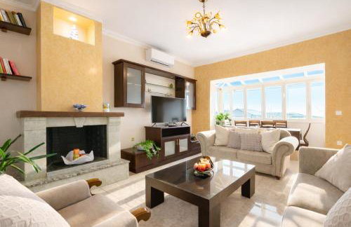 Villa Nirvana - Sea View Maisonette in Roda, Offering Tranquility and Comfort on the Enchanting Northern Coast of Corfu - Foto 2