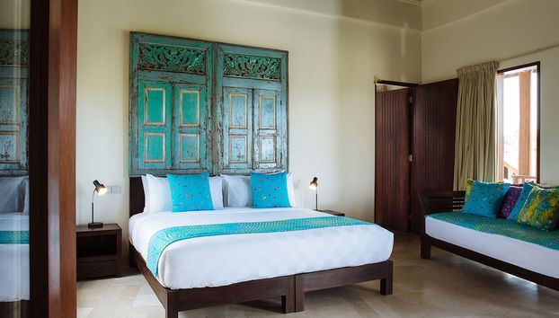 Villa in Badung with swimming pool and garden - Photo 3