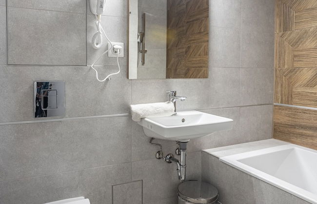 K46 Residence - Photo 56