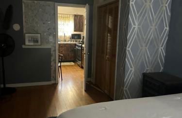 Your Home away from Home ! UNIT 2- 1st floor - Foto 13