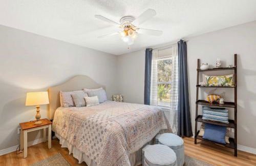 Life's a Breeze - 5min to Pcola Beach , Families - Foto 23