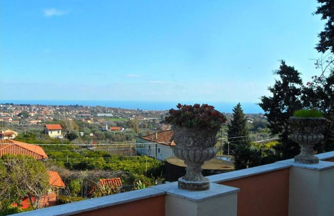 Villa Bonaccorso Casale-splendida Villa Immersa Nella Natura ai Piedi Dell Etna - Foto 2