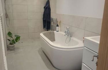 Luxury, Spacious 3 Bedroom, Beachfront Apt with Parking & Courtyard - Shoreside - Foto 34