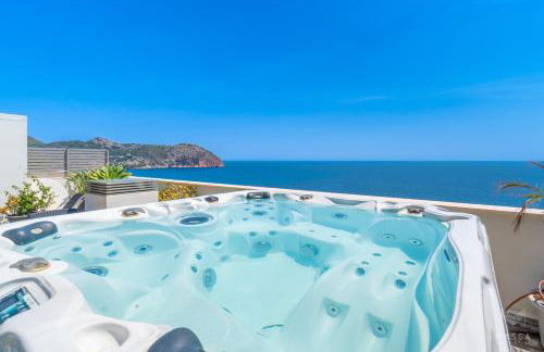 Can Ema, villa moderna con piscina frente al mar - Foto 8