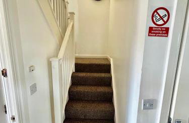 Mannys Apartment - Nice & Cozy 4Bed Flagship Lodge - Photo 56