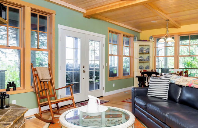 Westside Waterfront View Home - Avantstay Hot tub - Foto 5