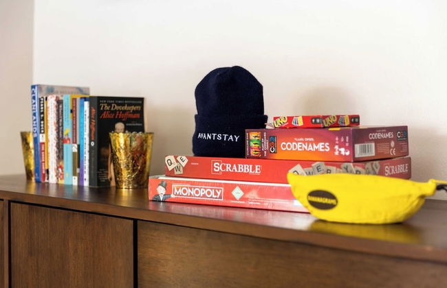 Sweet Pine Deck + Hot Tub, Cozy Modern Interior Close to Ski Resort! - Foto 10