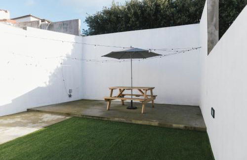 Central Charm Azores - Photo 13