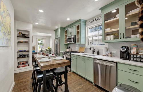 Southern Charm - Near Main With Hot Tub - Foto 10