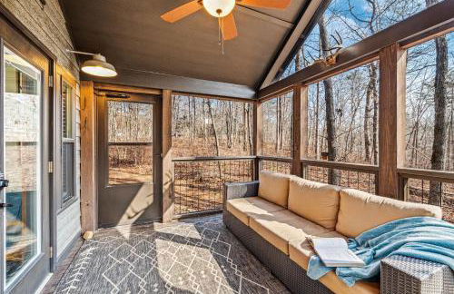 River Cabin - Fire Pit, Kayaks, Games, Dog Park - Foto 45