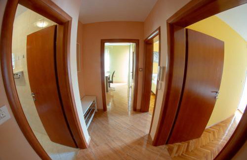 Apartments Neda - Photo 9