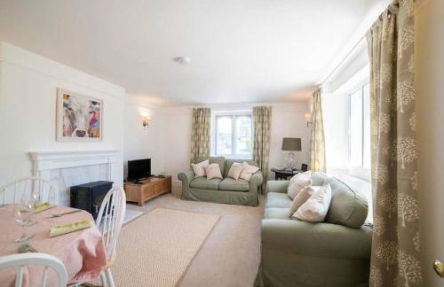 Curzon House - Photo 13