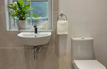 Cozy 3-Bed Cottage with Hot Tub - Foto 27