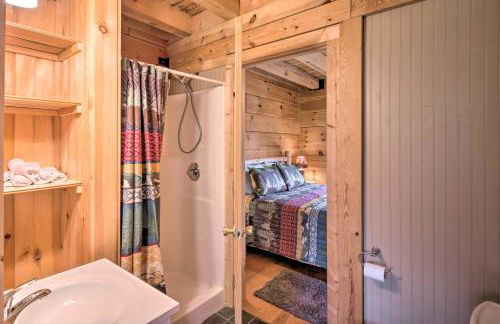 All-Season Base with Scenic Views in Beech Mountain! - Foto 14