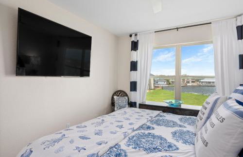 Gaetano's Getaway by Miss Kitty’s - Foto 29