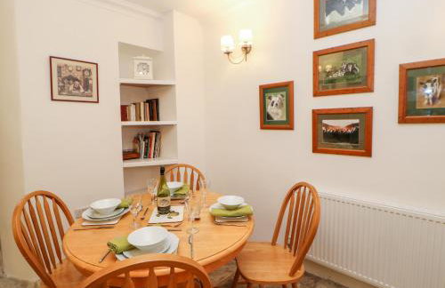 Hawthorne Cottage - Photo 8