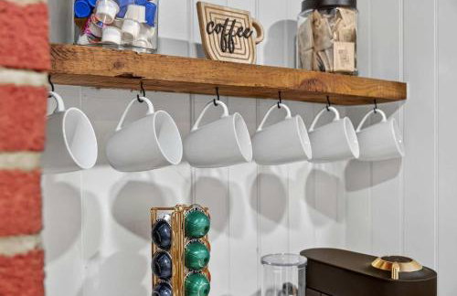 Cabin w River Access Fire Pit Grill WiFi & More - Foto 28