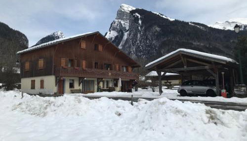 Particulier loue 2 appartements communicants dans chalet à Samoëns jusqu à 16 couchages - Foto 2