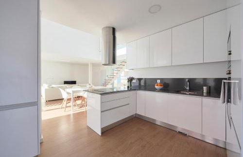 Aroeira Villa w/ Pool near Beach, By TimeCooler - Foto 39