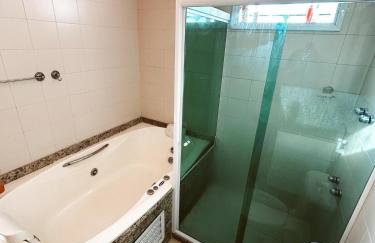 Cobertura com Banheira e Cama King - Foto 8