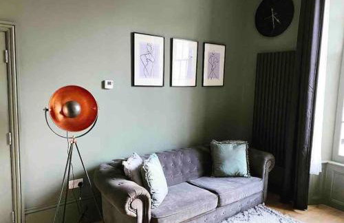 Grand Apartment on HOE/BARBICAN Allocated PARKING! - Foto 2