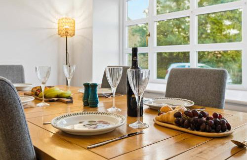 Modern 5B House - Ideal for Contractors & Families - Photo 18