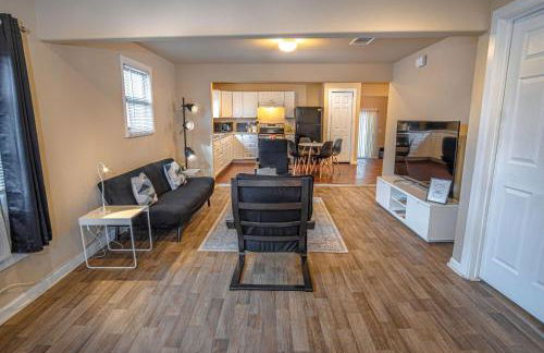 Nice 3B 2BA Near Downtown 2 Min AtandT Center - Foto 10