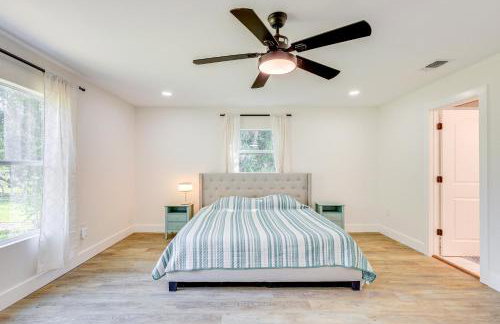 1 Mi to Dtwn San Antonio Sleek Bungalow with Yard! - Foto 13