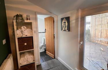 Ty Daisy, Gilwern - Foto 9