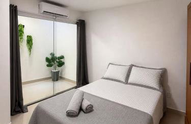 Casa moderna 1 suíte ar Wi-Fi - Garagem Moto - Foto 4