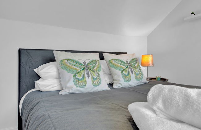 Remarkable Serviced Room West Drayton London UB7 - Photo 3