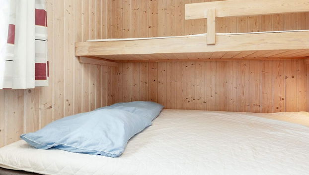 Cabin in Camping Resort With Heating - Foto 3, Habitación