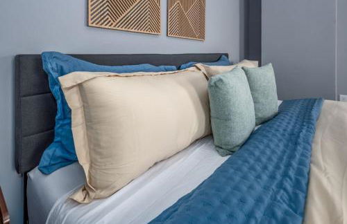 Walnut Hills, 5min to UC, Sleeps 7ppl, Lux Beds, Smart TVs - Foto 19