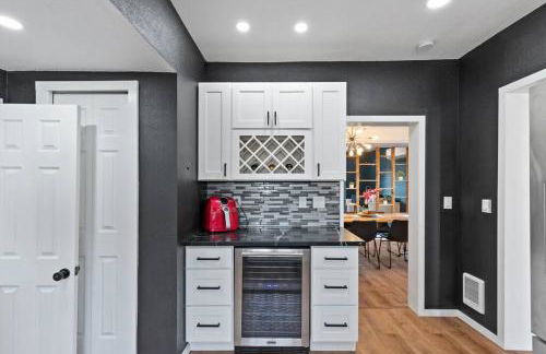 Hot Tub & Firepit Just Mins From Dwntwn Arena GU - Foto 9