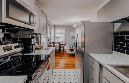 Magical Creekside UT Treehouse Walk to Moody Center - Foto 4