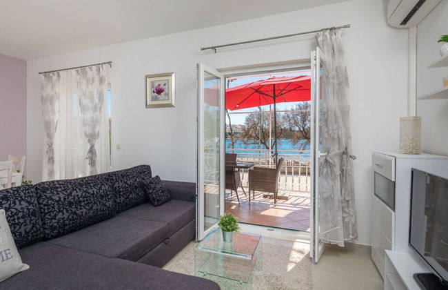 Amazing Apartment in Trogir - Foto 7