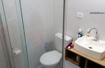 Ponta da Praia amplo 3dorm 3ban frente ao mar - Foto 17