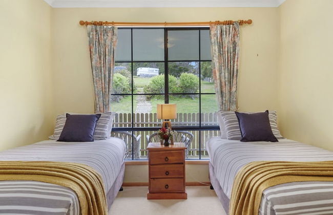 Omaroo Cottage Bruny Island - Photo 2