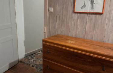 La Maison du Donjon - Gites de 8 personnes, parking privé avec jardin terrasse - Foto 58