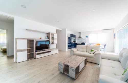 Villa Pavicini - with heated pool - Photo 24