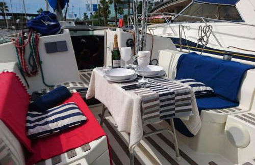 AMAZING FLAT IN CLASSIC SAILING BOAT in BARCELONA - Photo 13