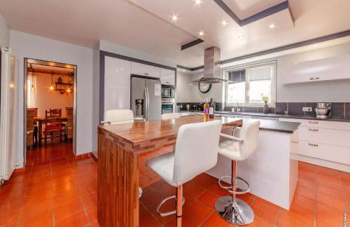 Villa Larmes - Spacieuse - Piscine - SPA - Photo 18