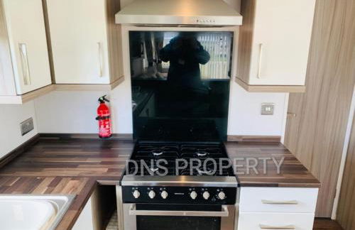 Caravan - Sleeps 6 - Near The Deep & Old Town - Foto 2