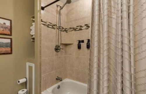 ᨒFIREHAUSᨒHotTubᨒCinemaᨒBBQᨒBadmintonᨒGames - Foto 37