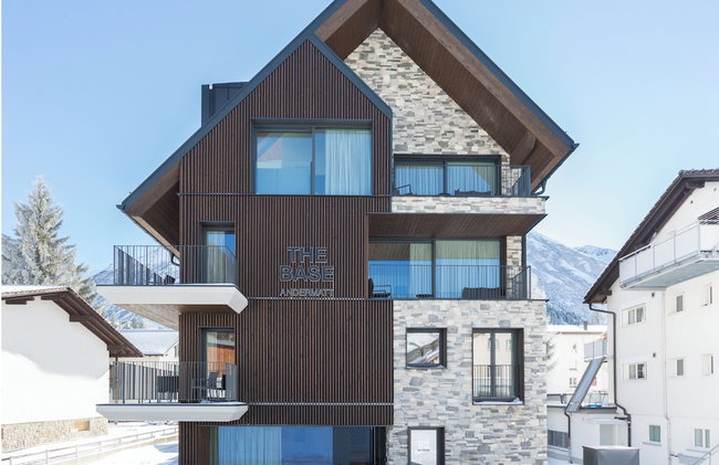 THE BASE - Foto 1