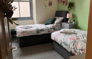 The Sheriffs Lodge - Photo 8