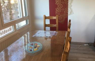 BedinReims "burgundy bottle" 110m2 Exceptional, 4 chambres doubles, 2 bain, free park & wifi, tout équipé - Foto 10