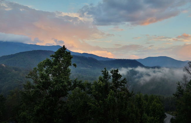Above It All - Four Bedroom Cabin - Foto 36